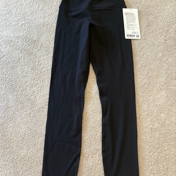 Lululemon Align HR 23” ribbed black size 2 NWT - Picture 5 of 5